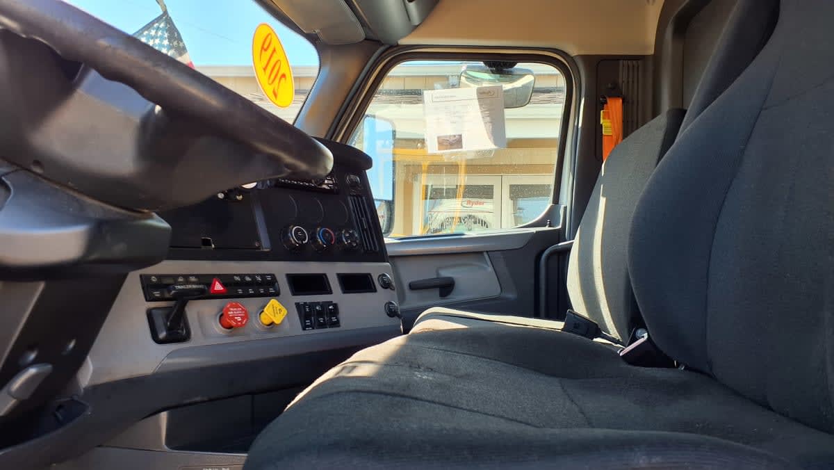 2019 Freightliner/Mercedes NEW CASCADIA PX12664 870308