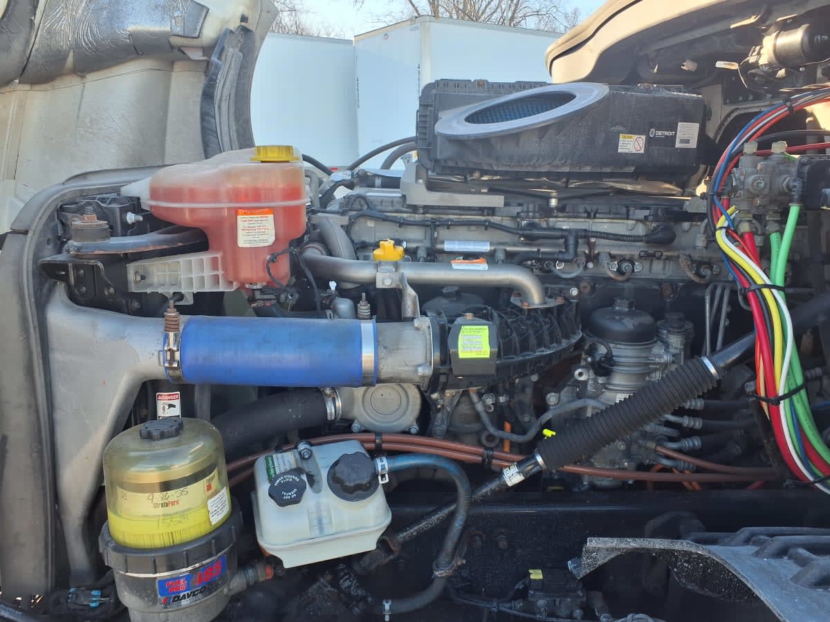 2019 Freightliner - image 8