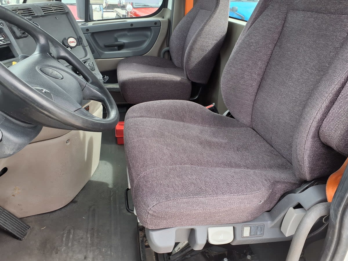 2019 Freightliner/Mercedes CASCADIA 113 870340