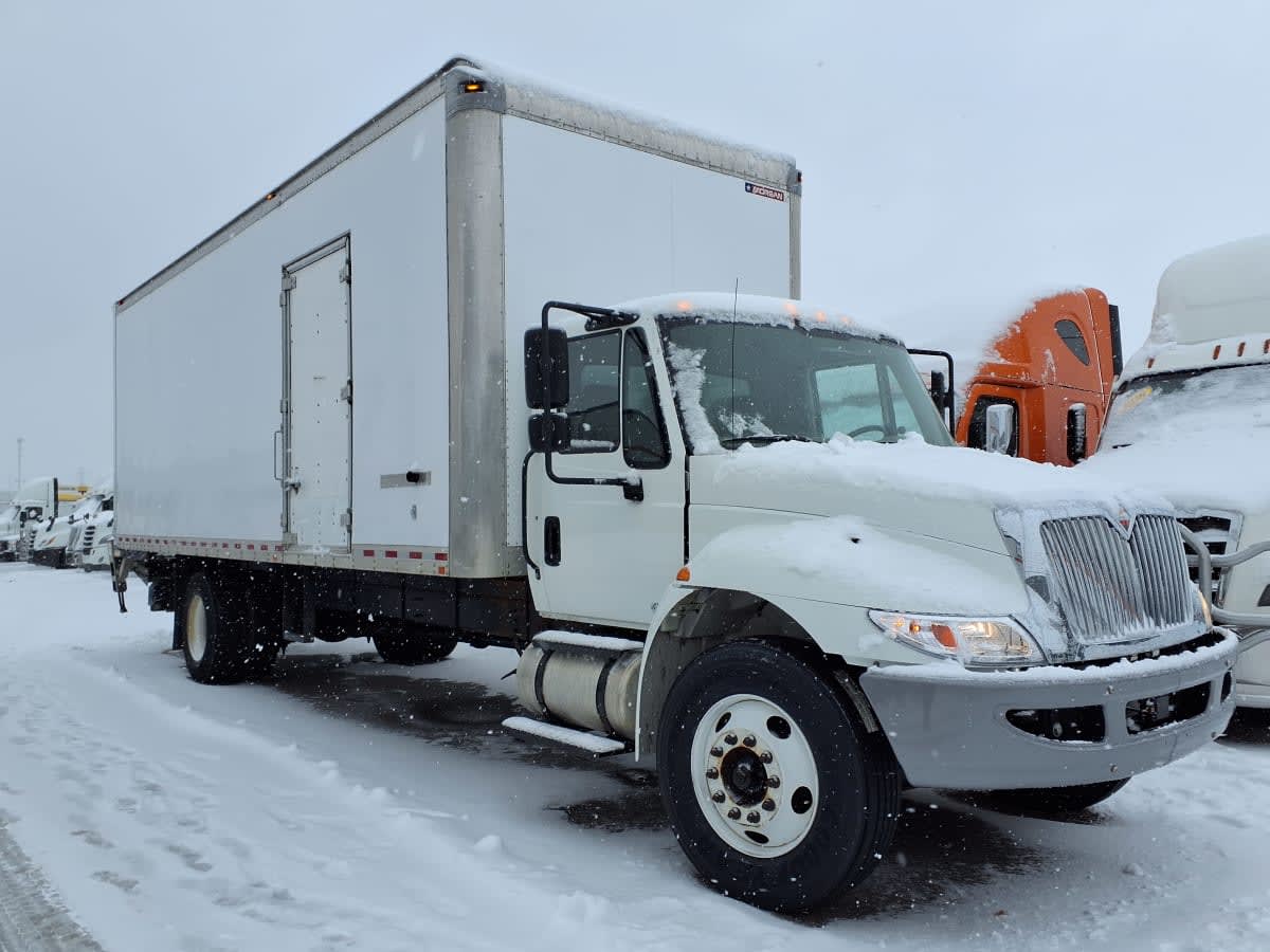 2019 Navistar International 4300 870351