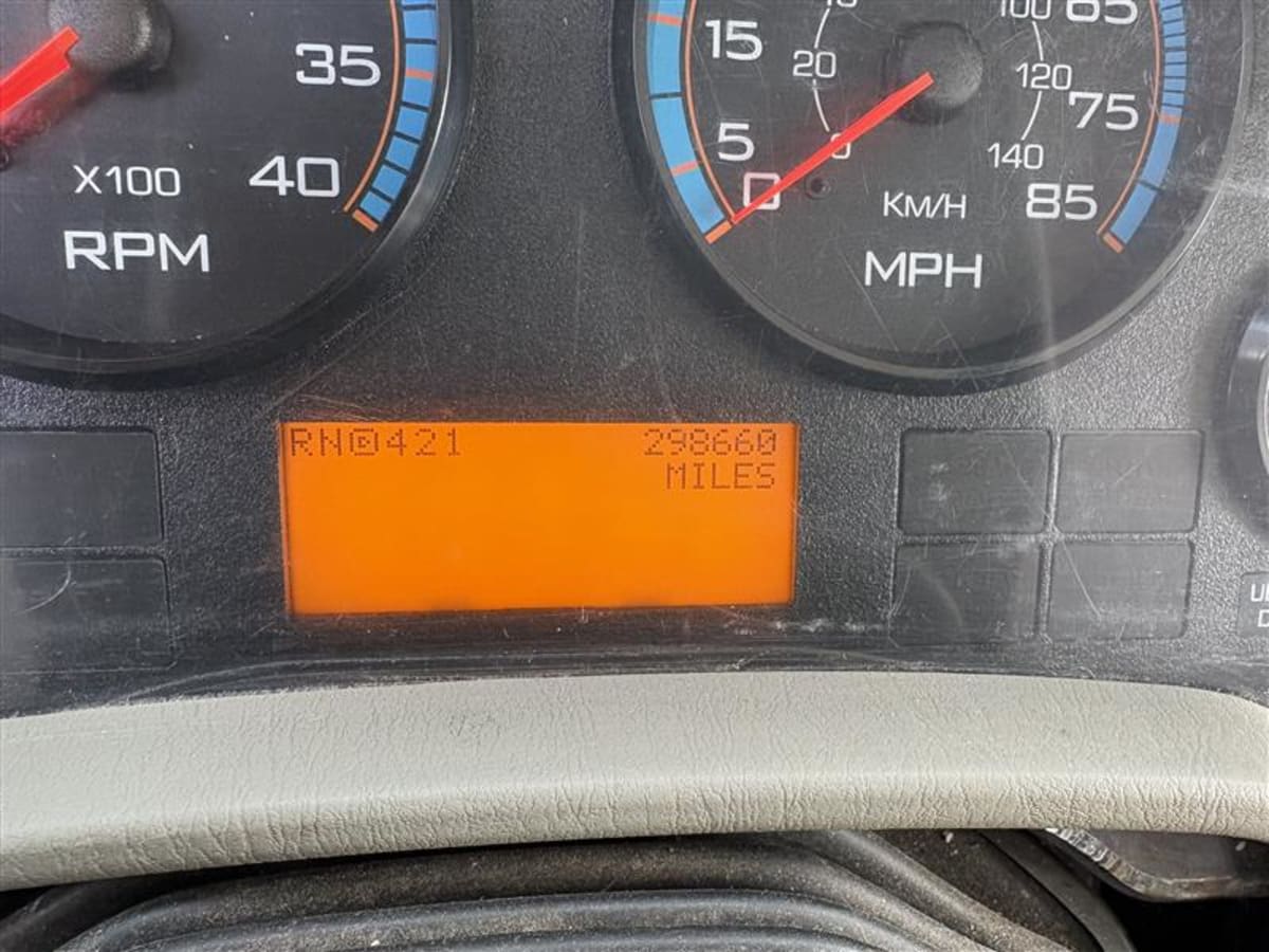 2019 Navistar International 4300 870353