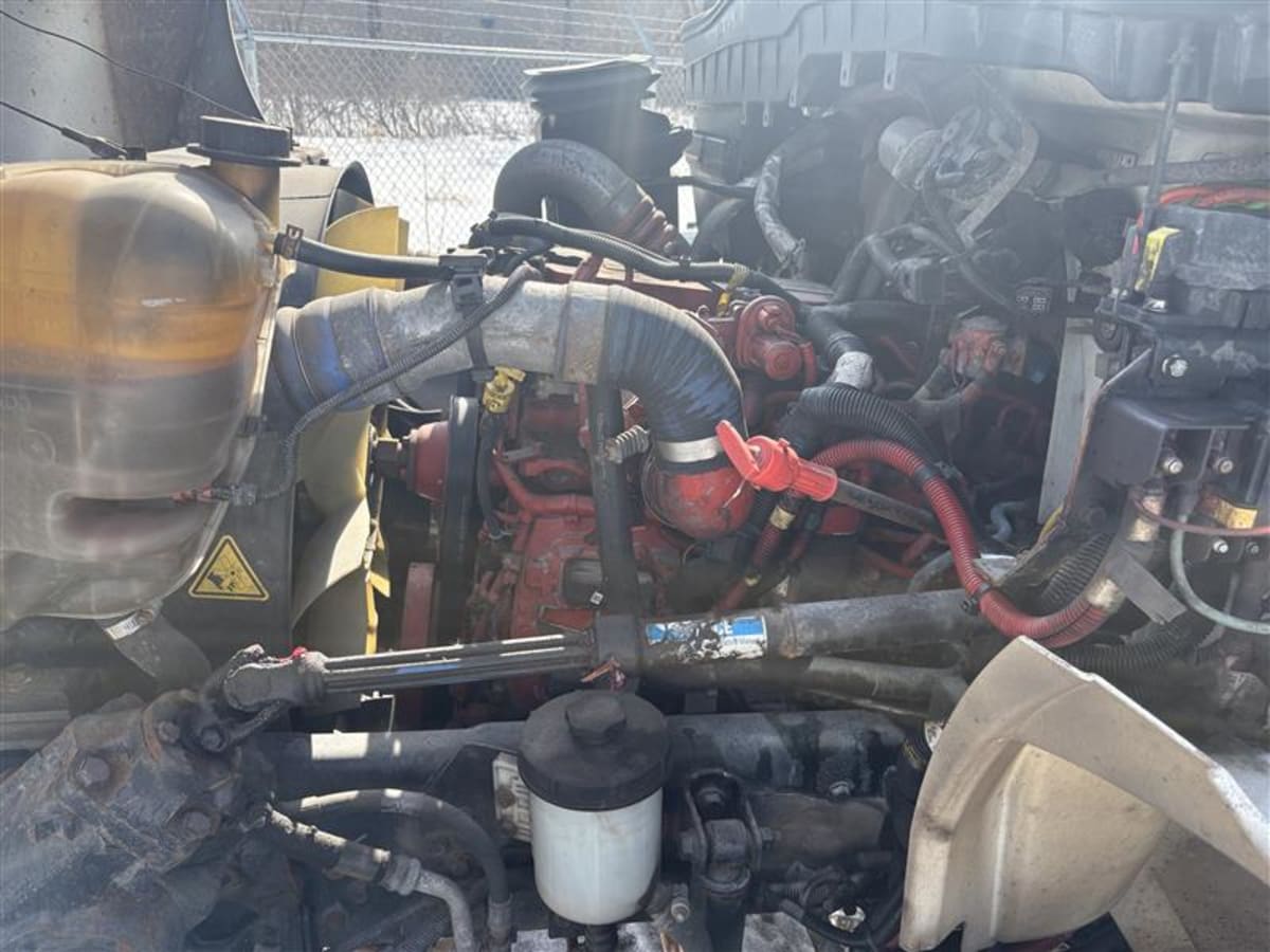 2019 Navistar International 4300 870353