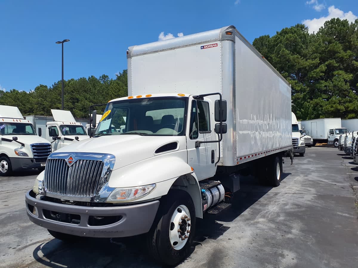 2019 Navistar International 4300 870360