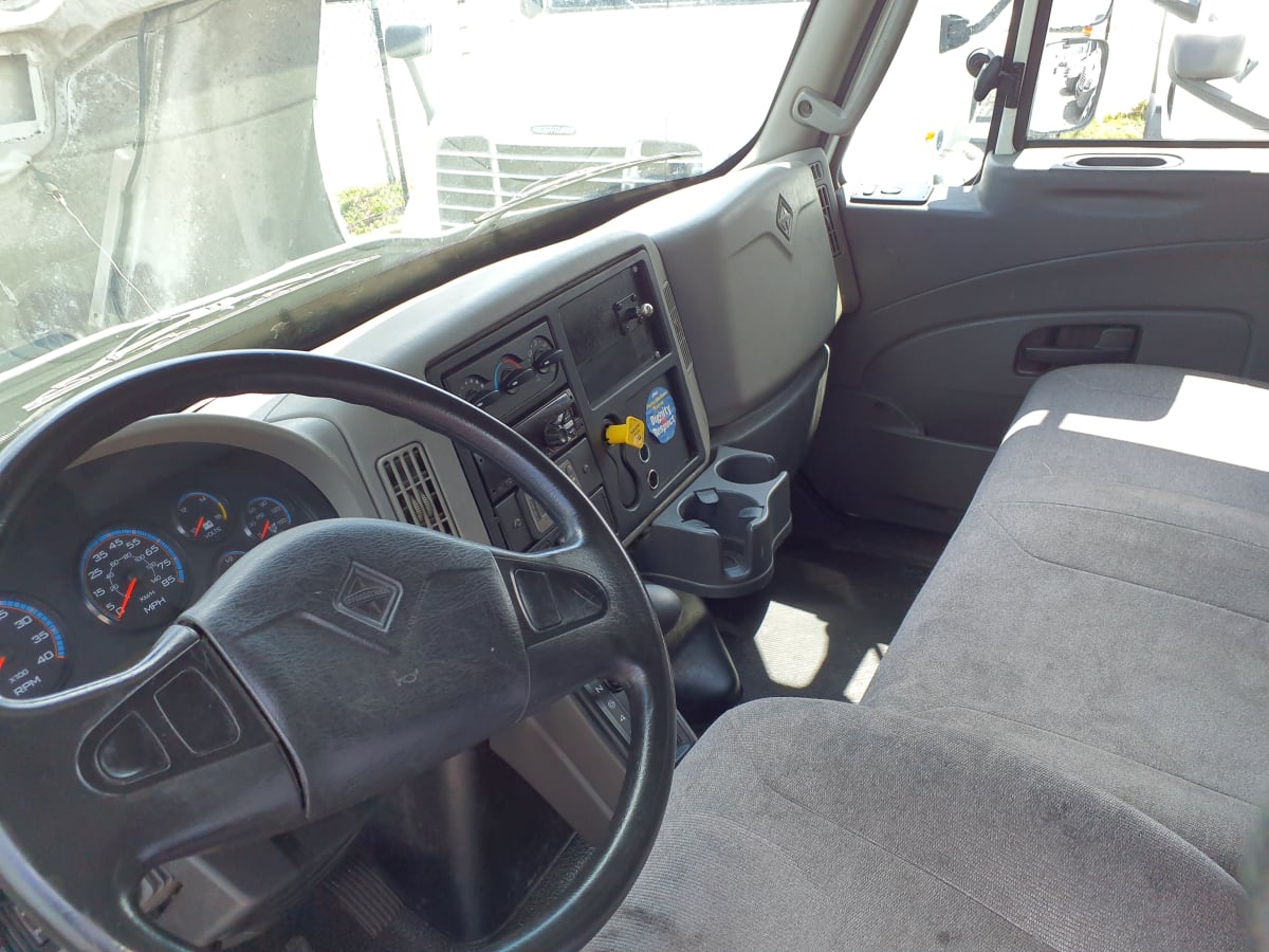 2019 Navistar International 4300 870372