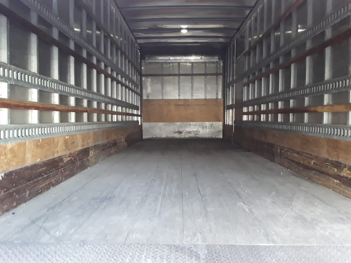 2019 Navistar International 4300 870373