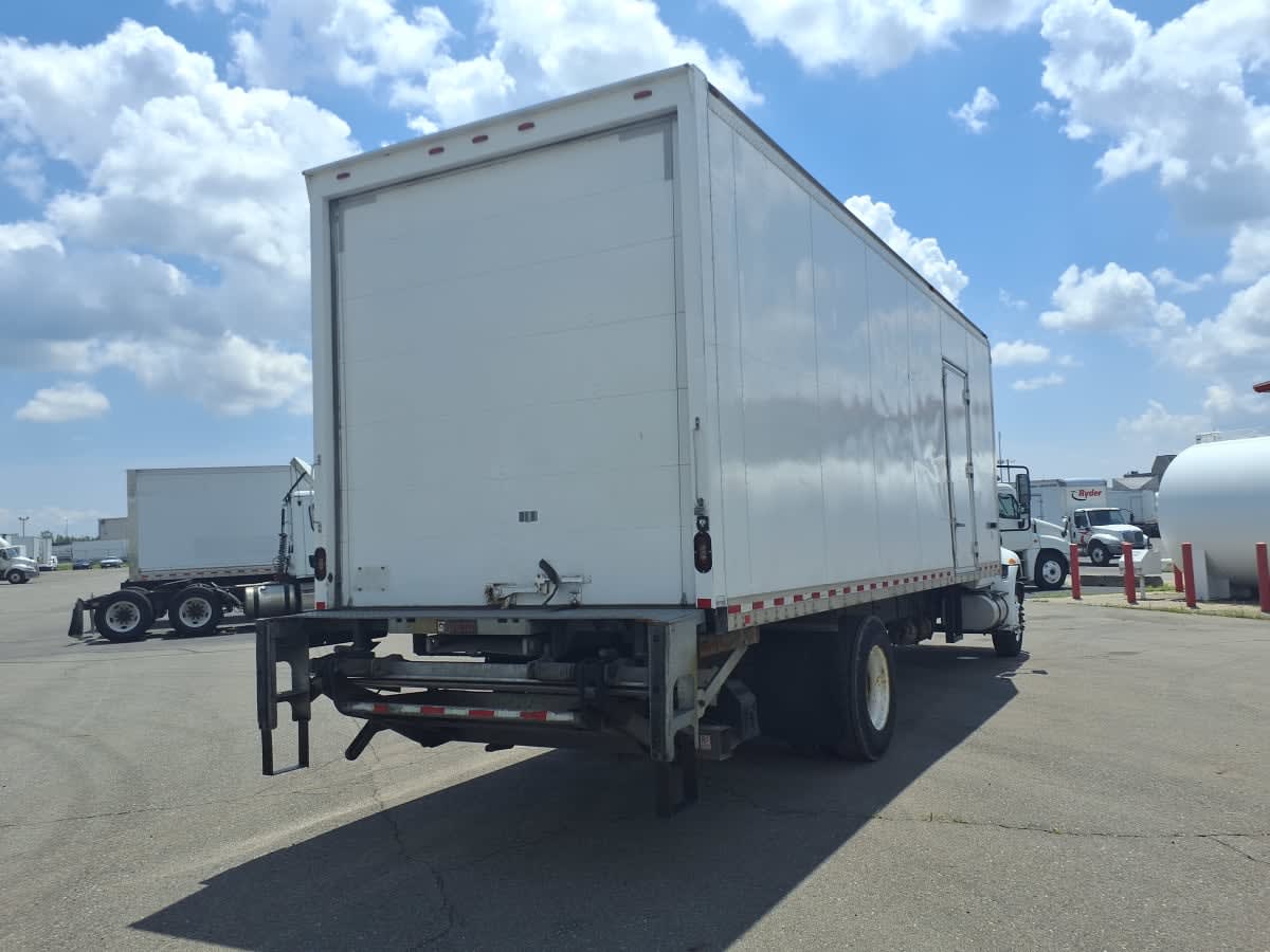 2019 International 4300 in Taylor, MI — photo 4