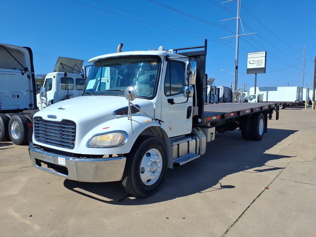 2019 Freightliner M2 106 in Dallas, TX