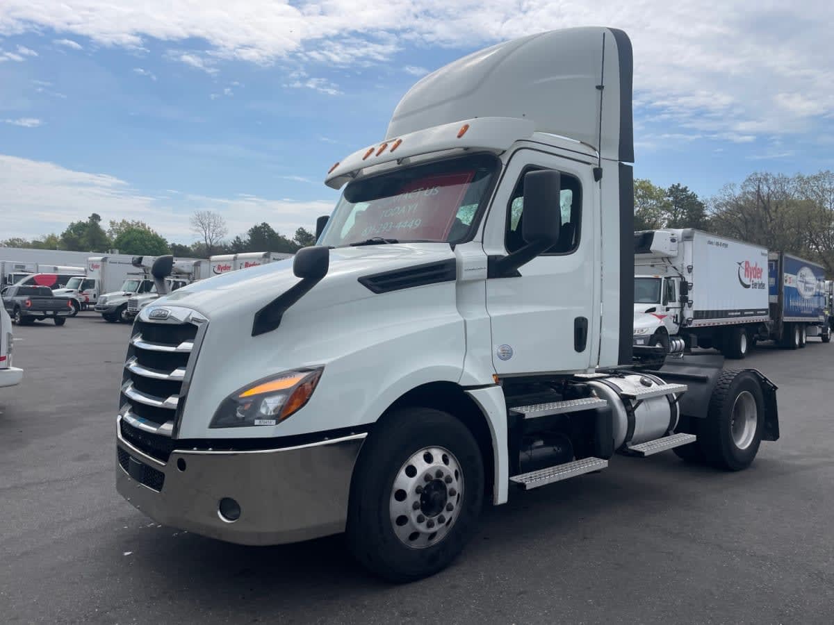2019 Freightliner - image 1
