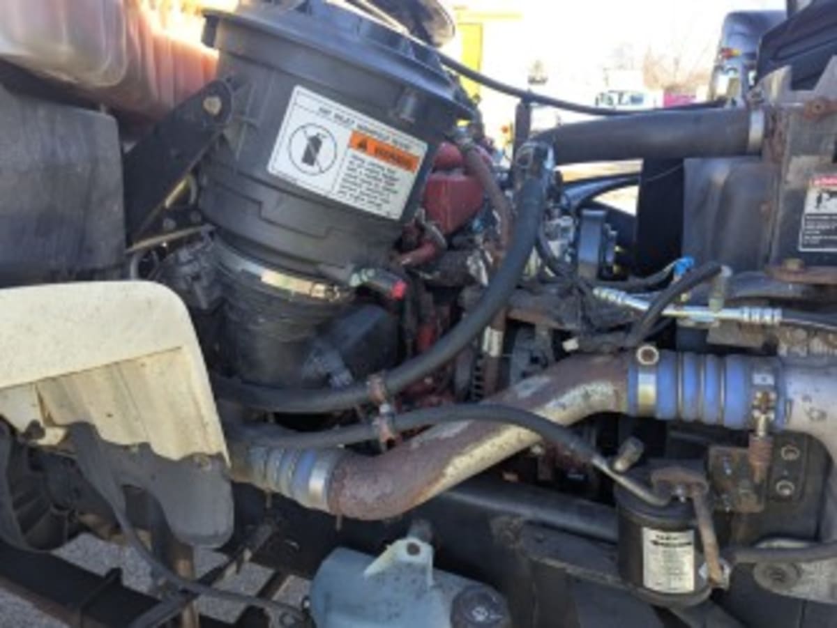 2019 Freightliner/Mercedes M2 106 870482