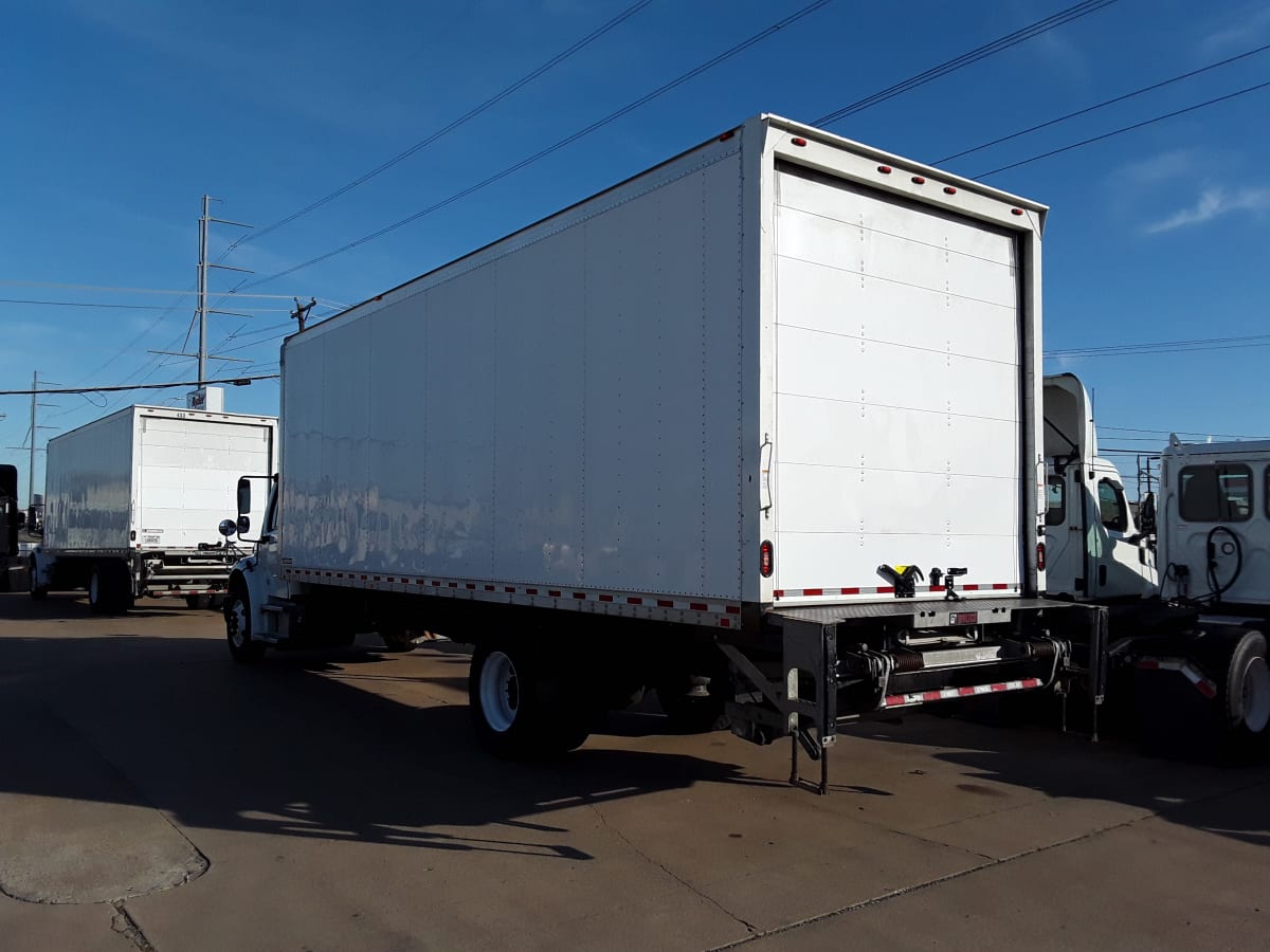 2019 Freightliner/Mercedes M2 106 870489