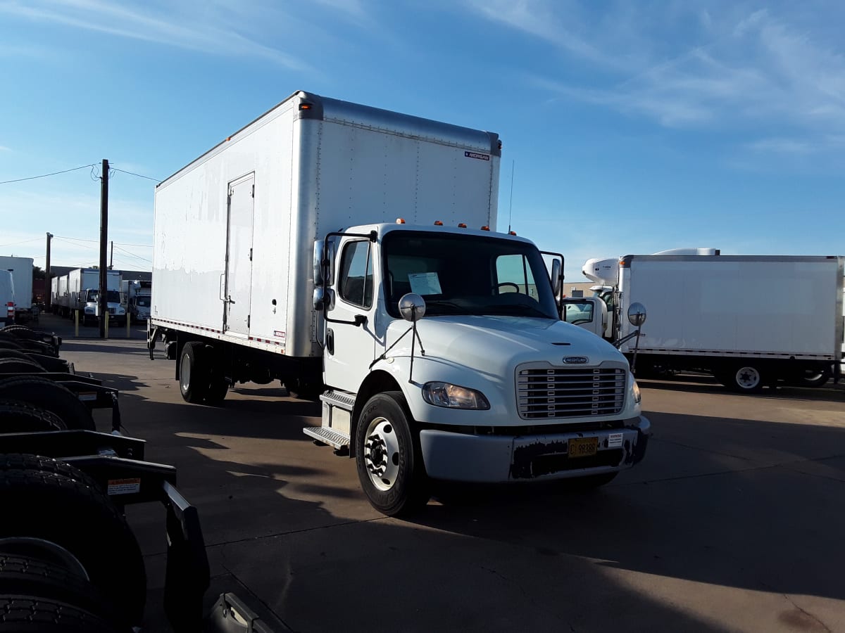 2019 Freightliner/Mercedes M2 106 870489