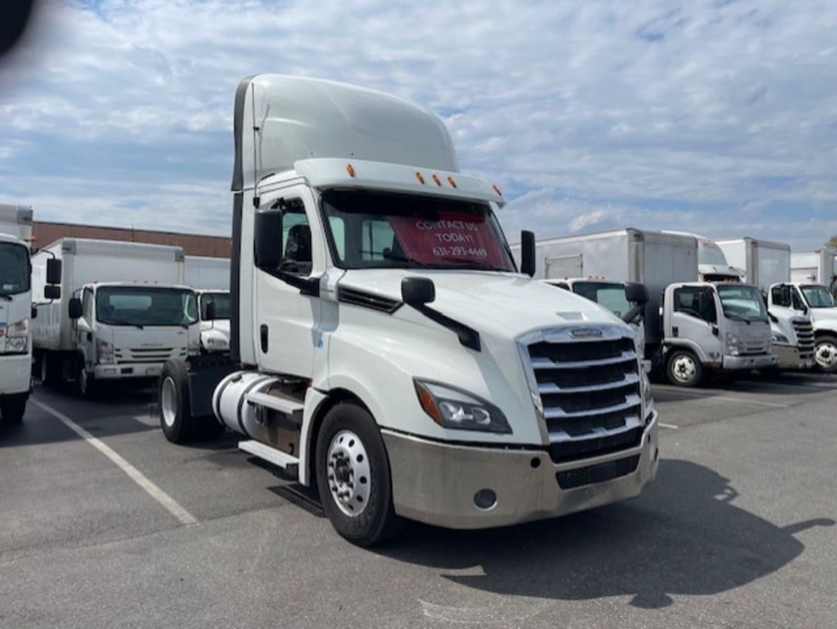 2019 Freightliner - image 3