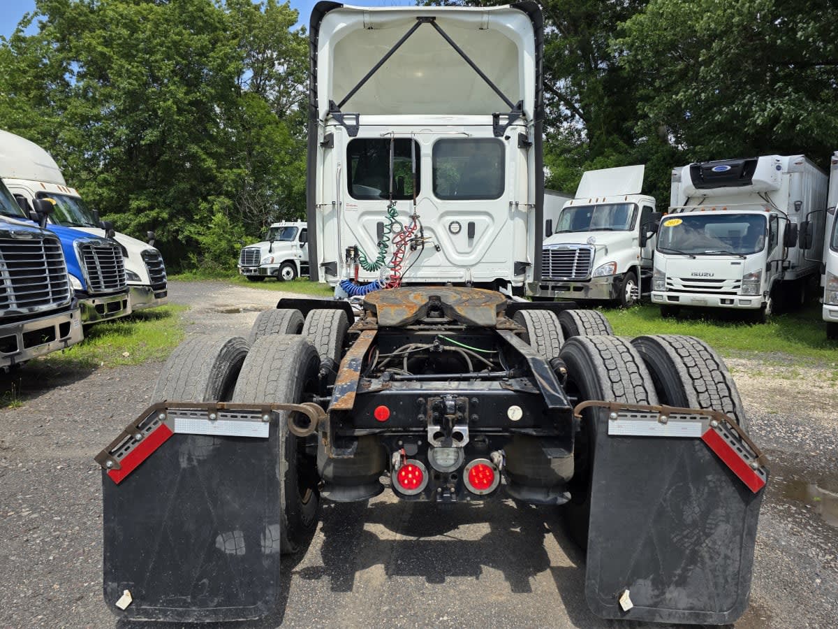 2019 Freightliner NEW CASCADIA PX12664 870512