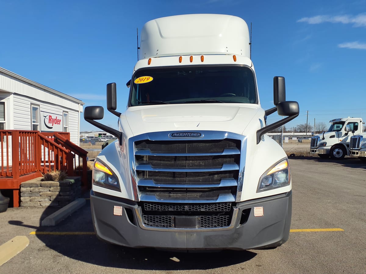 2019 Freightliner/Mercedes NEW CASCADIA PX12664 870535