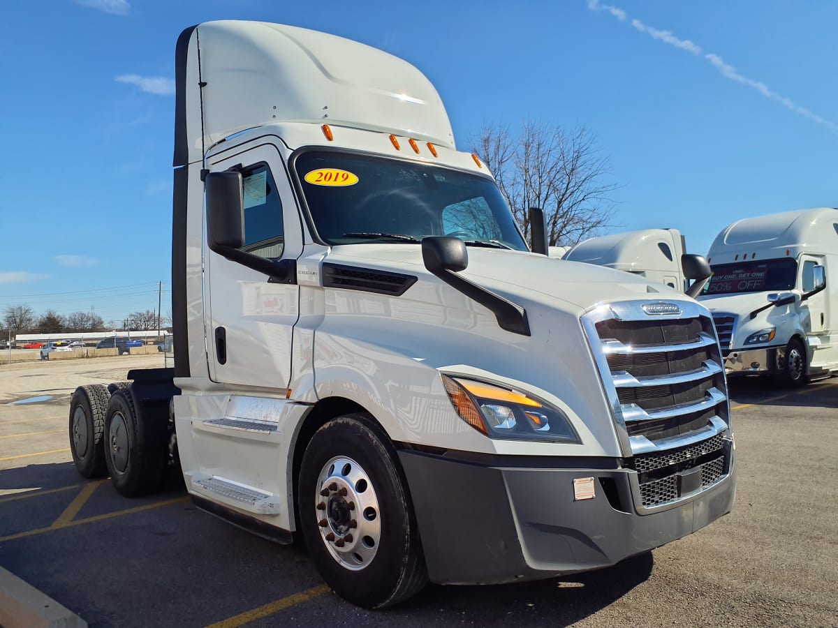 2019 Freightliner/Mercedes NEW CASCADIA PX12664 870535