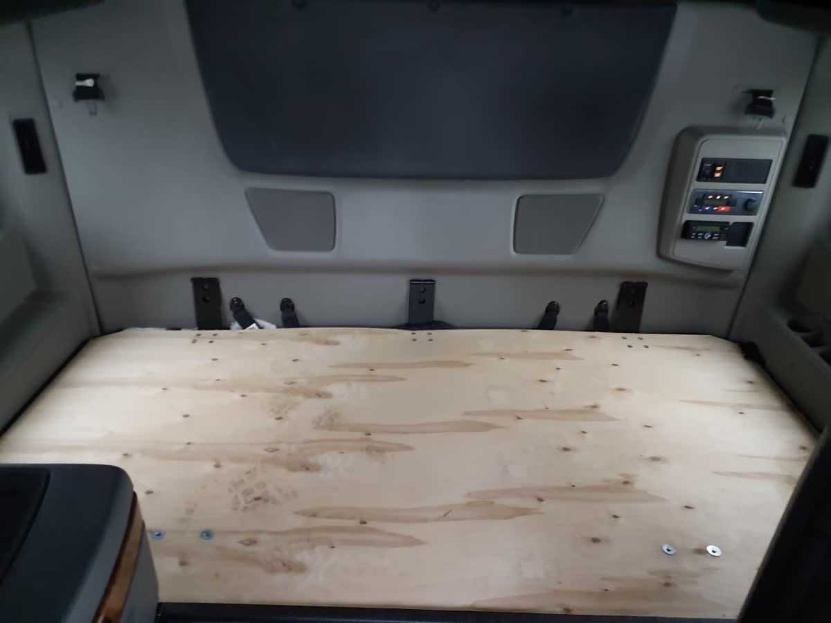 2019 Navistar International LT625 SLPR CAB 870558