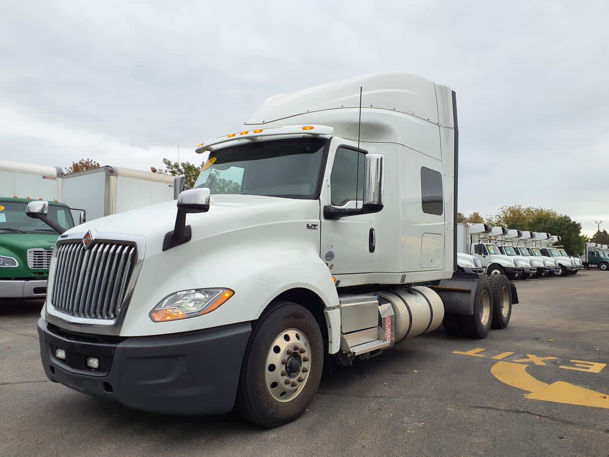 2019 Navistar International LT625 SLPR CAB 870558