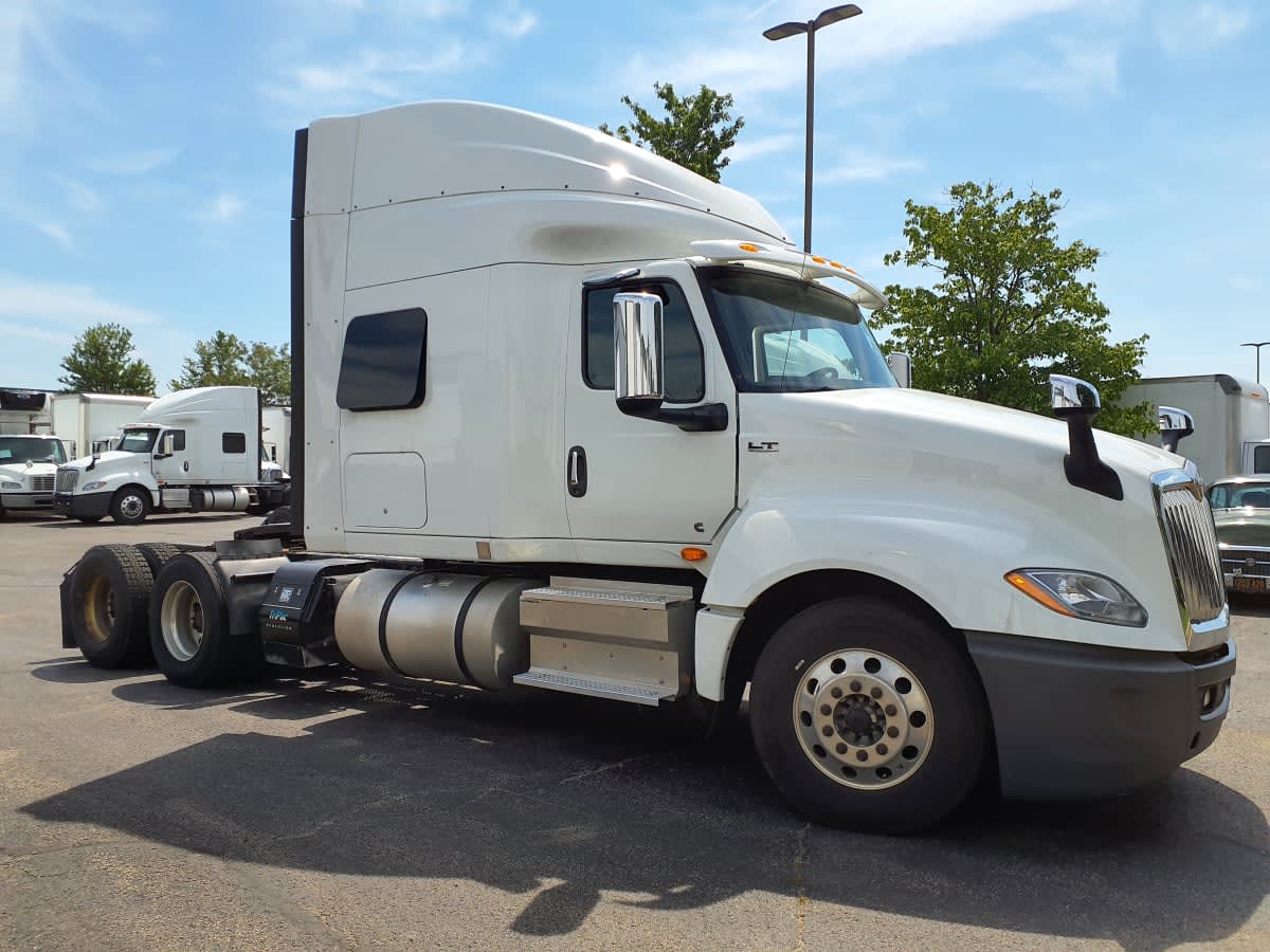 2019 Navistar International LT625 SLPR CAB 870559