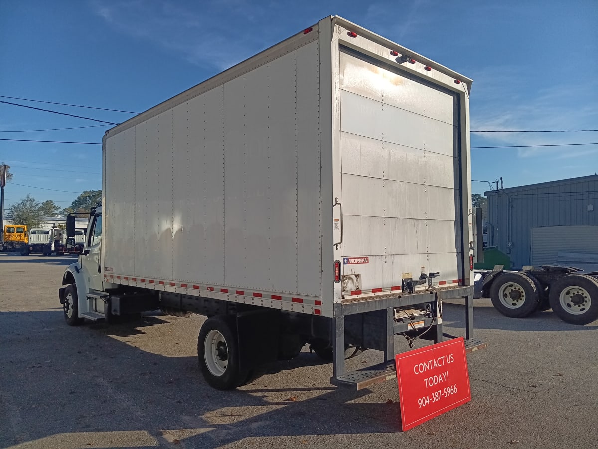 2019 Freightliner/Mercedes M2 106 870694