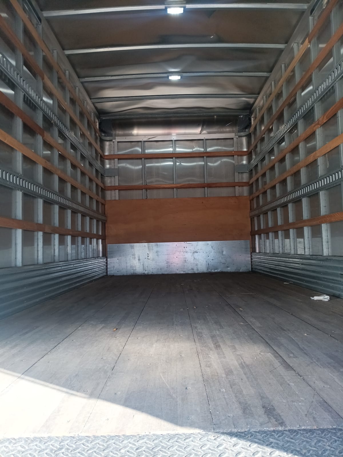 2019 Freightliner/Mercedes M2 106 870694