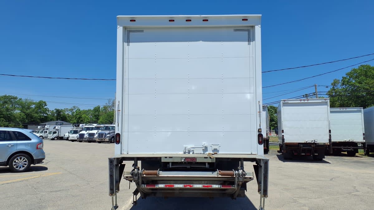 2019 Navistar International 4300 870715