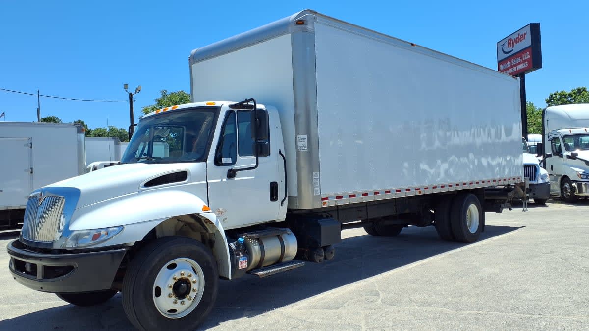 2019 Navistar International 4300 870715