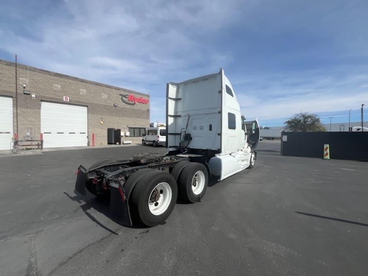 2019 Navistar International LT625 SLPR CAB 870724