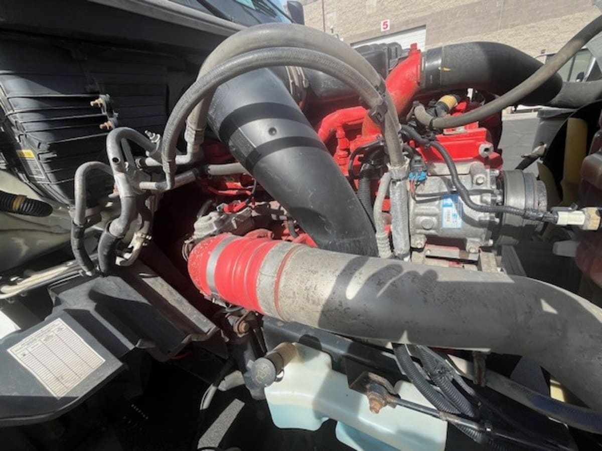 2019 Navistar International LT625 SLPR CAB 870724