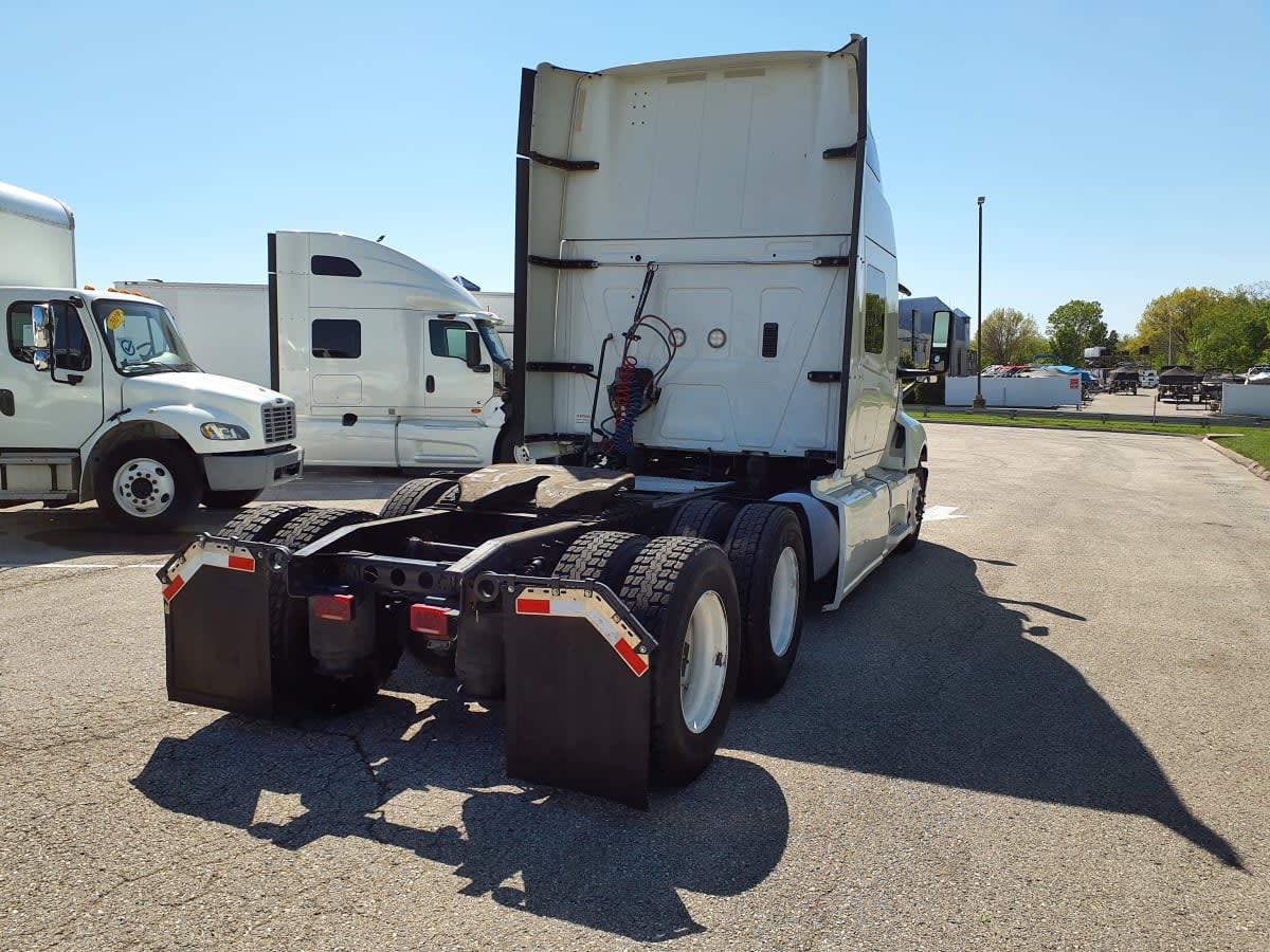 2019 Navistar International LT625 SLPR CAB 870733
