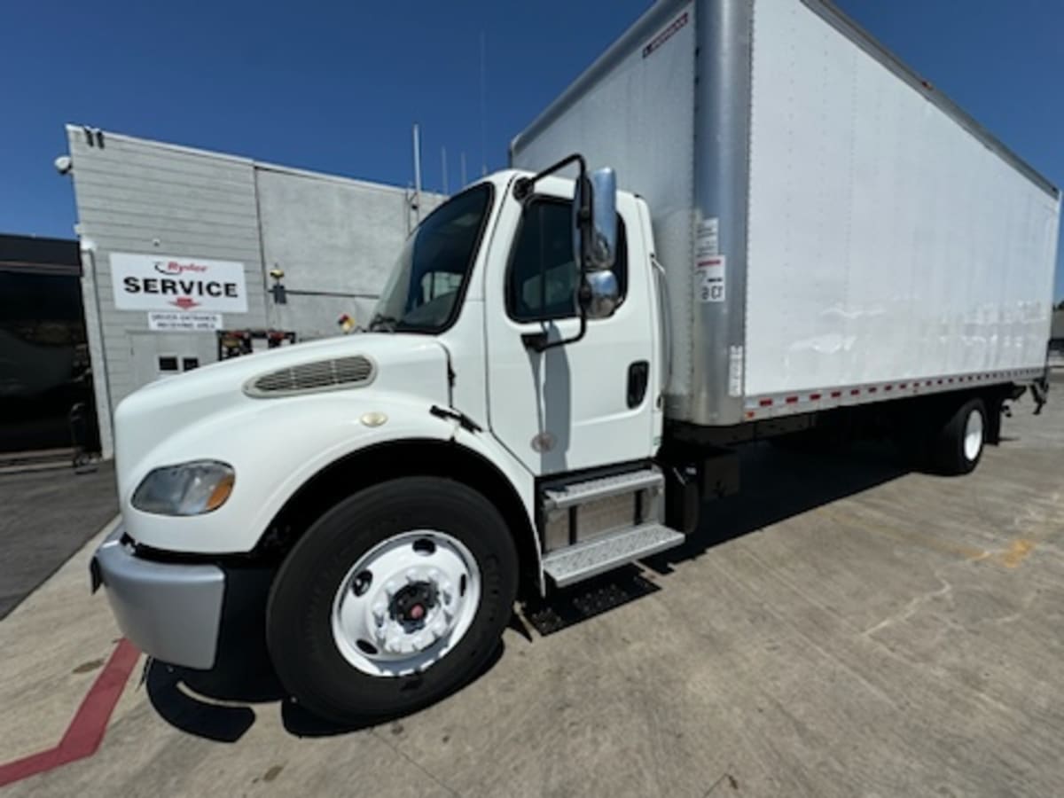 2019 Freightliner/Mercedes M2 106 870746