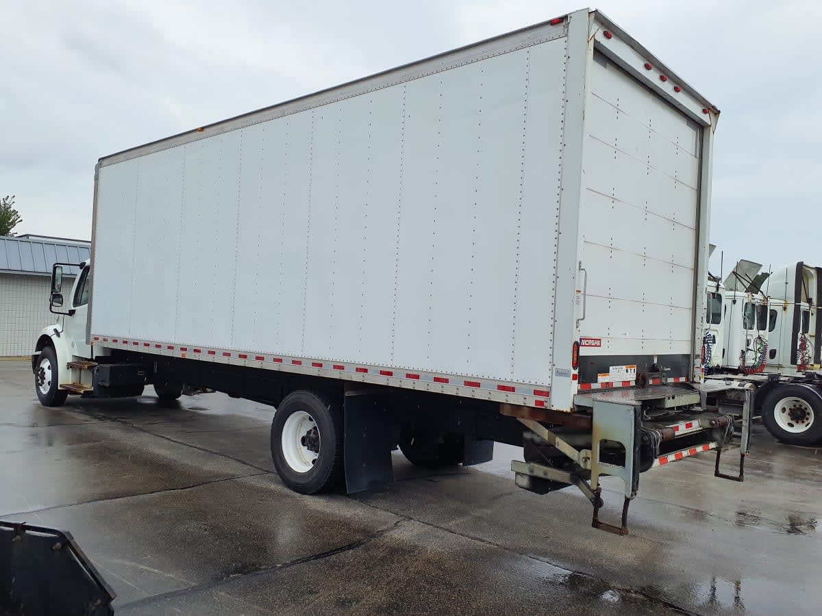 2019 Freightliner M2 106 870748