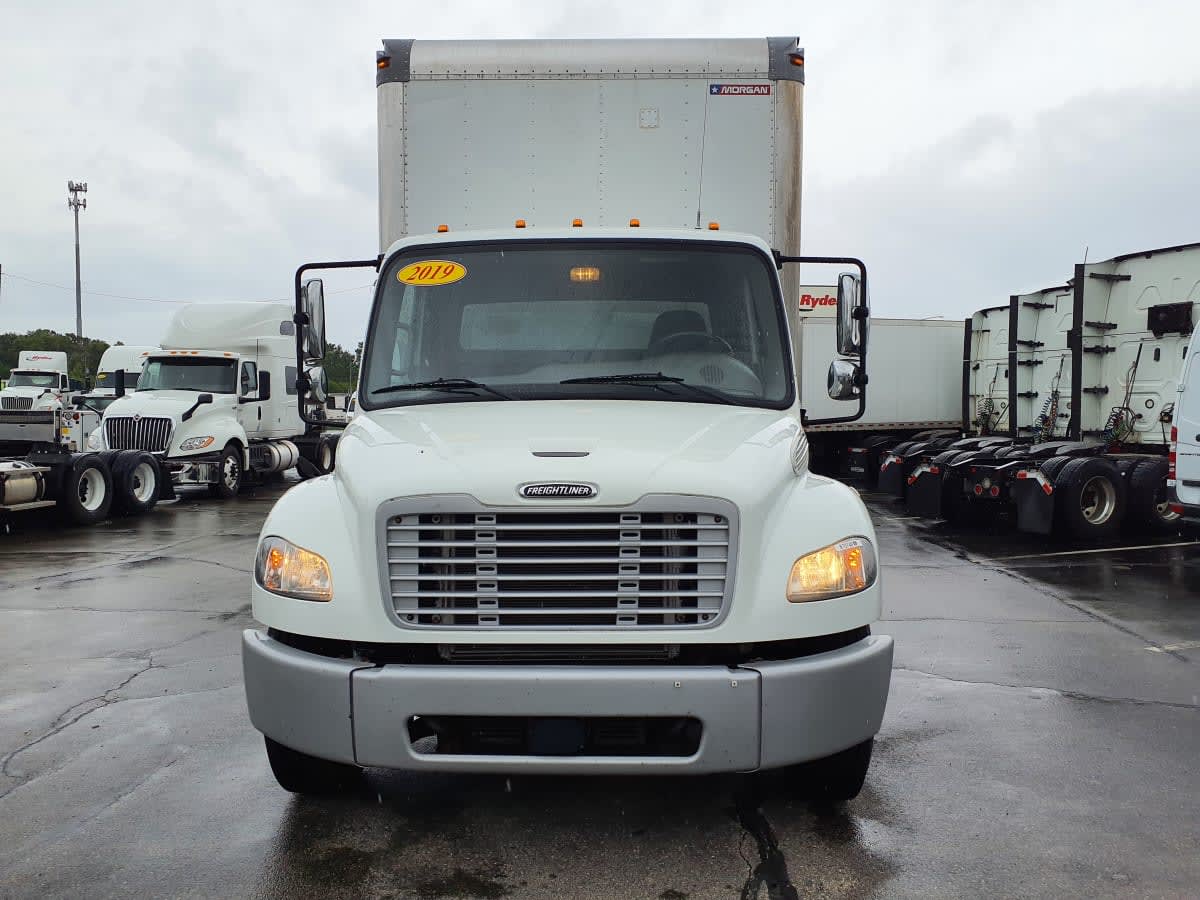 2019 Freightliner M2 106 870748