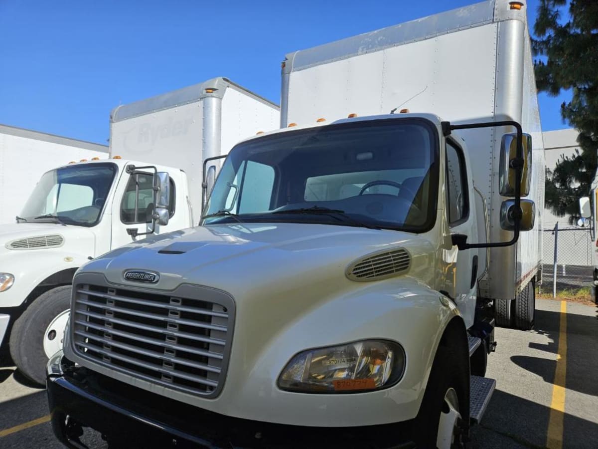 2019 Freightliner/Mercedes M2 106 870774