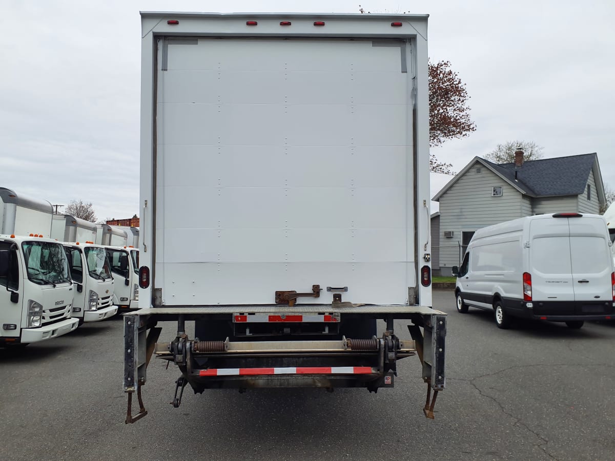 2019 Freightliner/Mercedes M2 106 870781