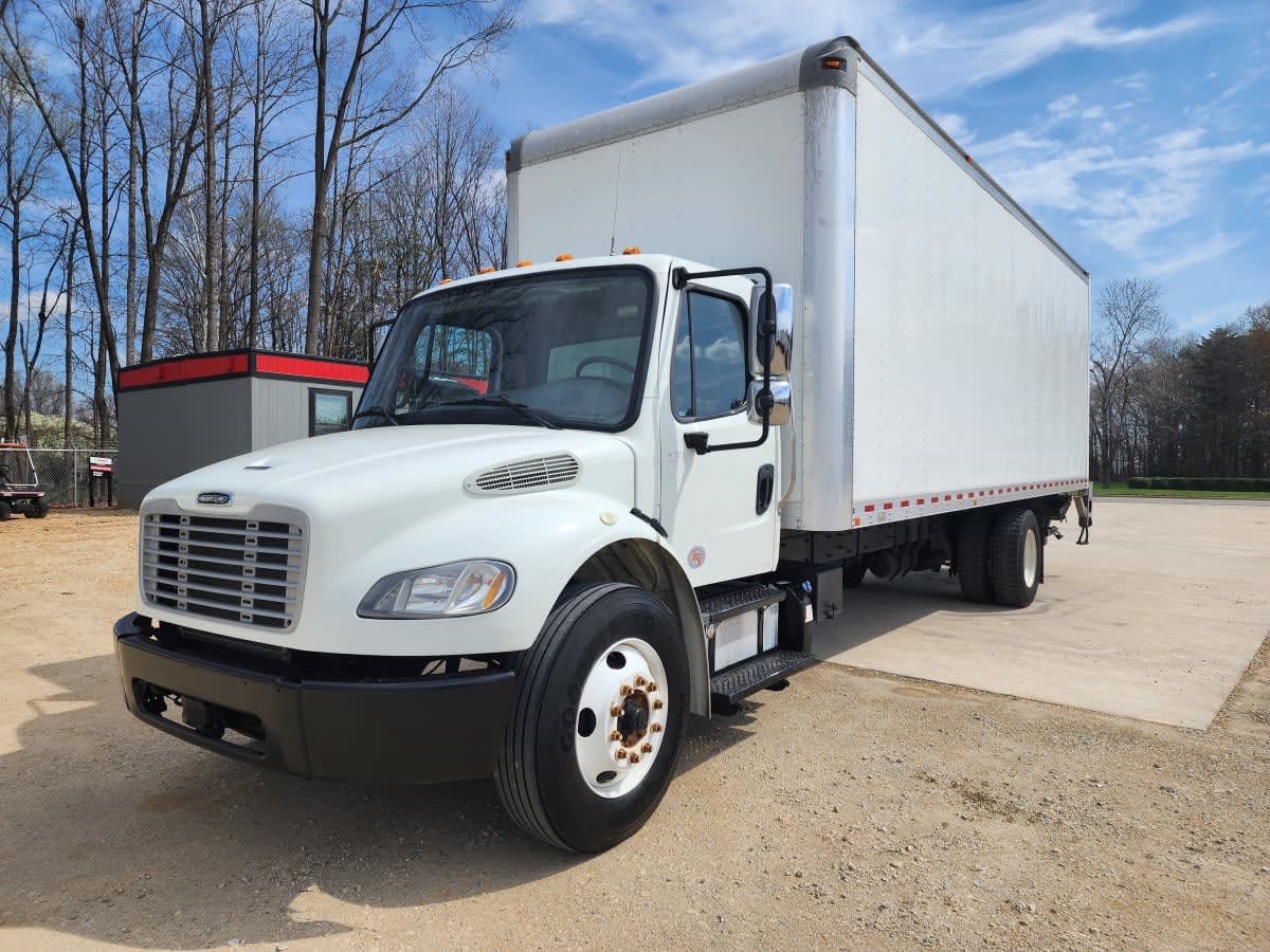 2019 Freightliner/Mercedes M2 106 870783