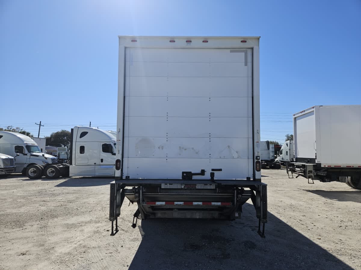 2019 Freightliner/Mercedes M2 106 870788
