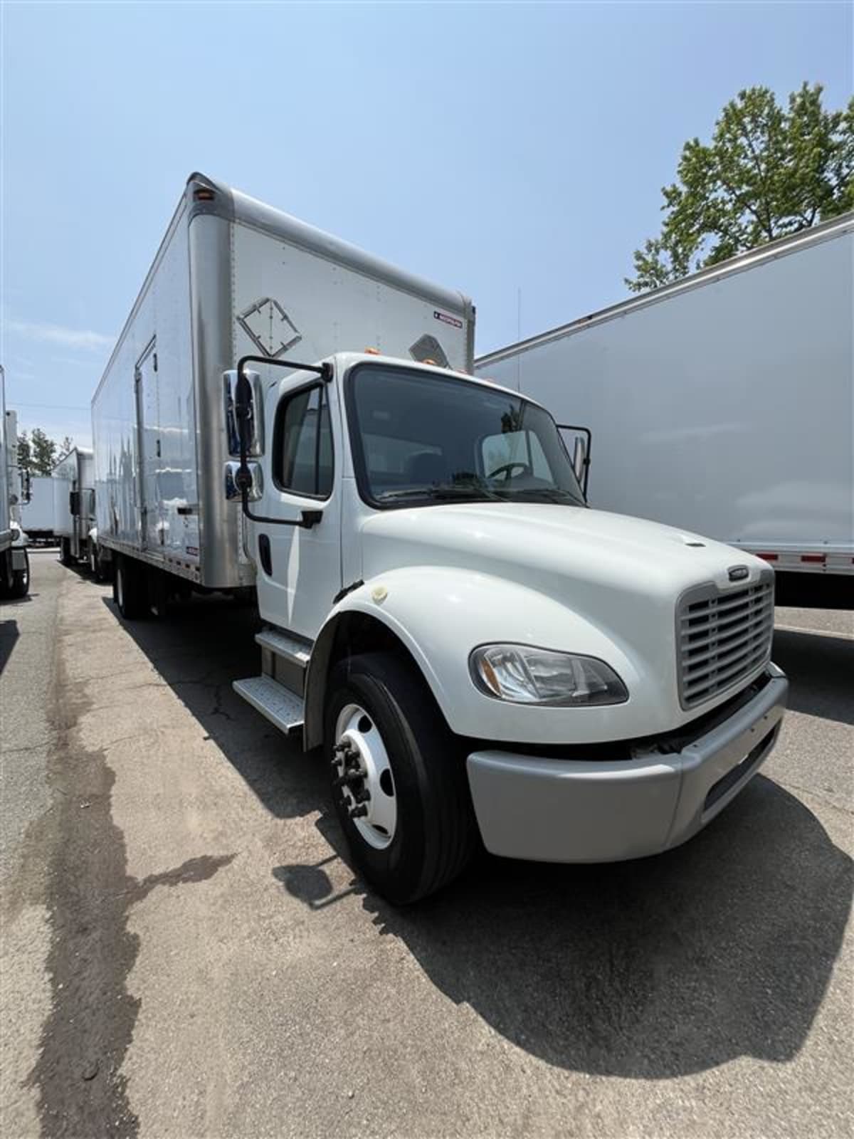 2019 Freightliner M2 106 870790