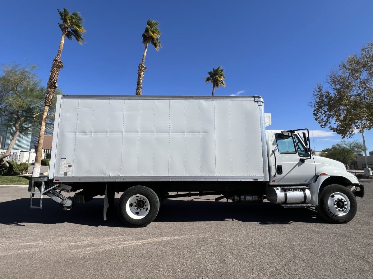 2019 Navistar International 4300 870791
