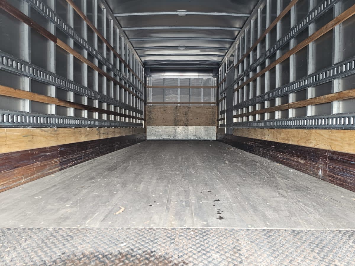 2019 Freightliner/Mercedes M2 106 870809