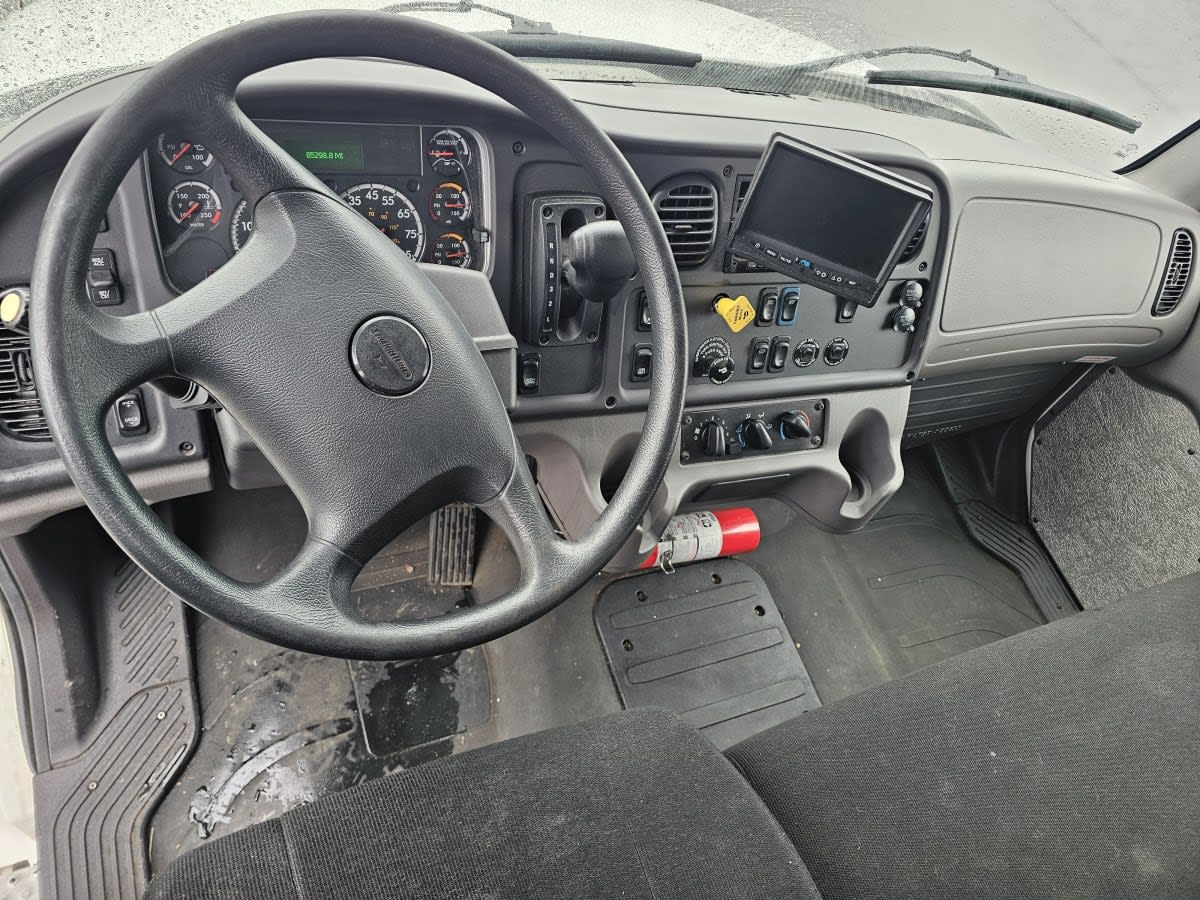 2019 Freightliner/Mercedes M2 106 870809