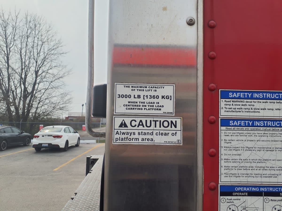 2019 Freightliner/Mercedes M2 106 870812