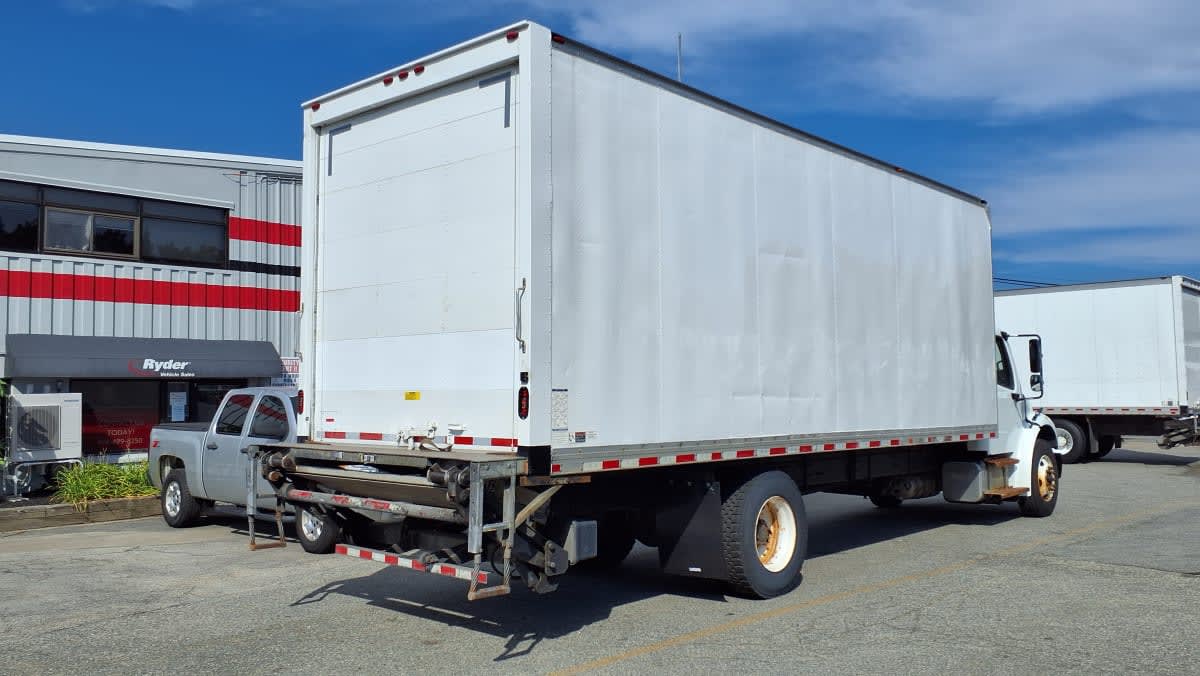 2019 Freightliner/Mercedes M2 106 870855