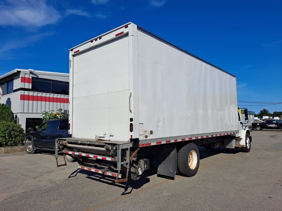 2019 Freightliner/Mercedes M2 106 870857