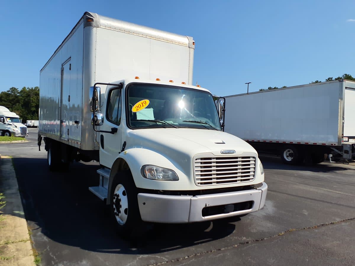 2019 Freightliner/Mercedes M2 106 870873 2019 Freightliner/Mercedes M2 106 870873