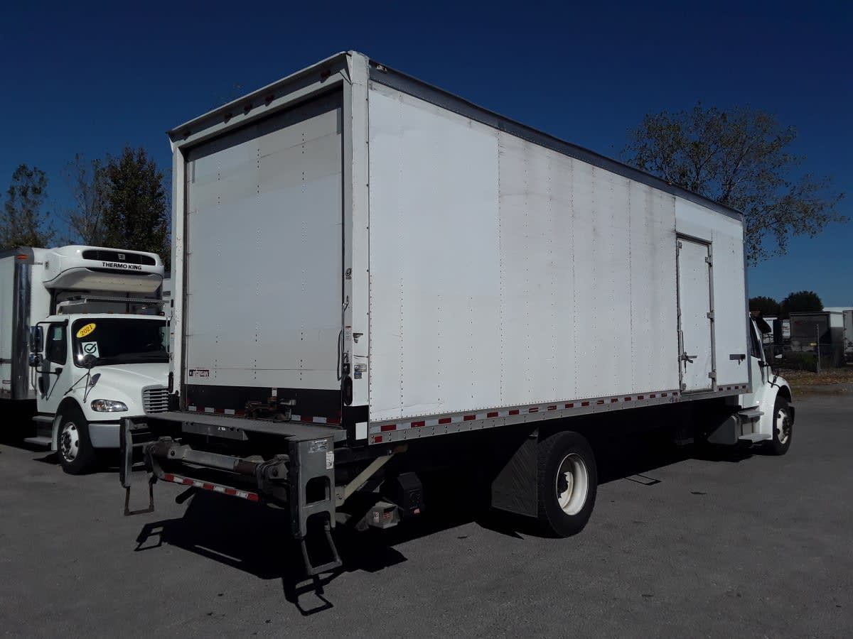 2019 Freightliner/Mercedes M2 106 870880