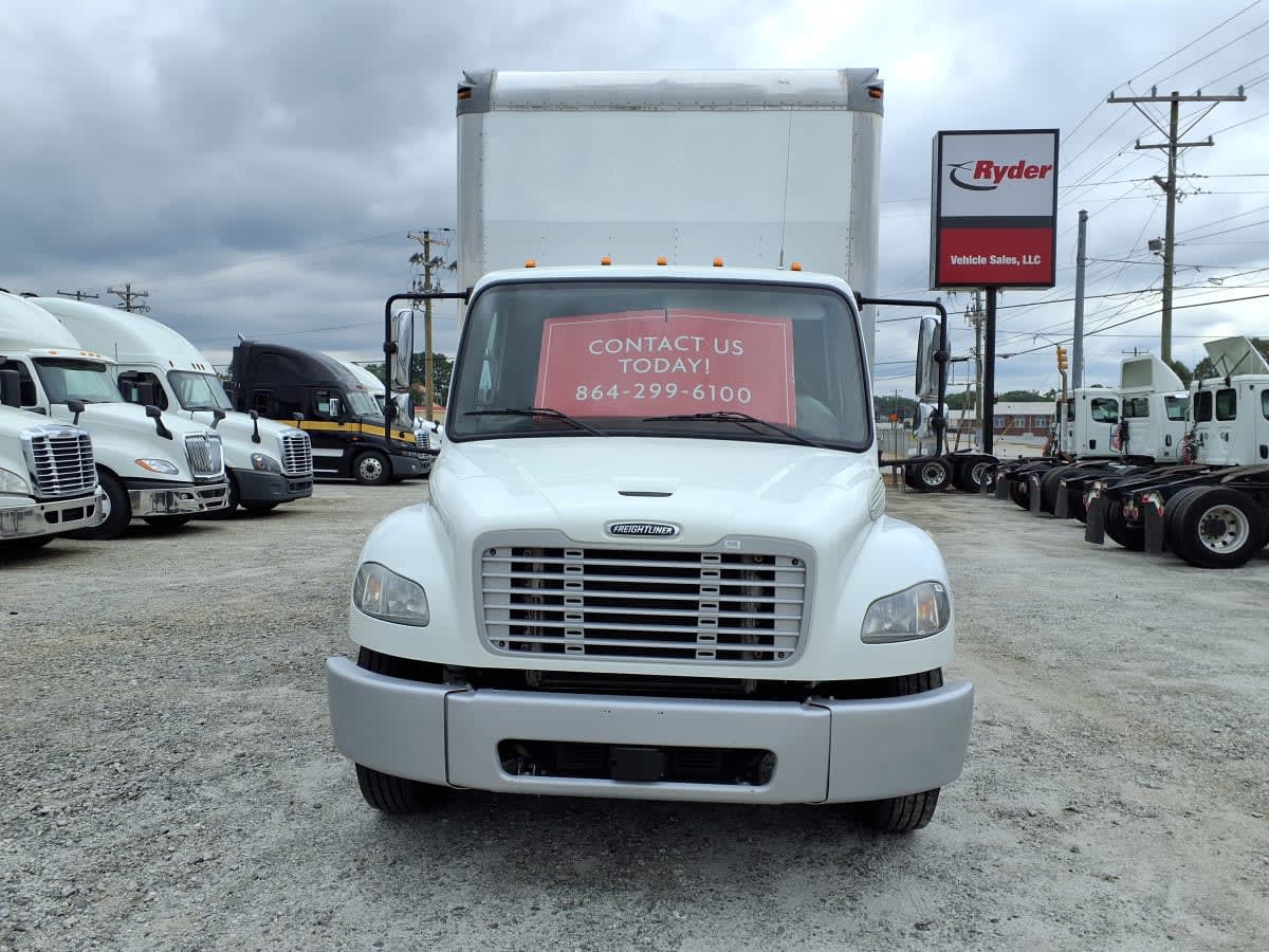2019 Freightliner M2 106 870895