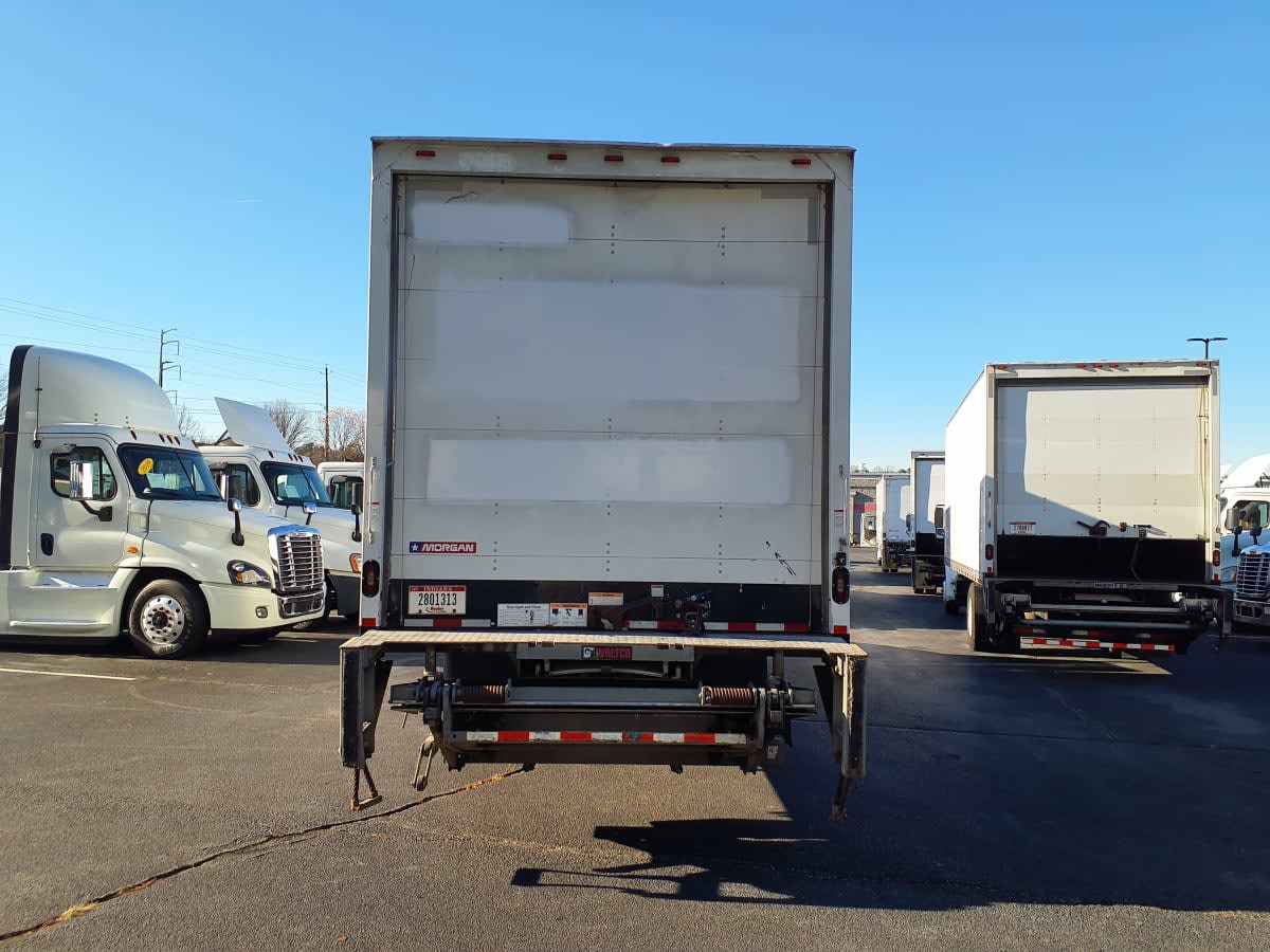 2019 Freightliner/Mercedes M2 106 870936