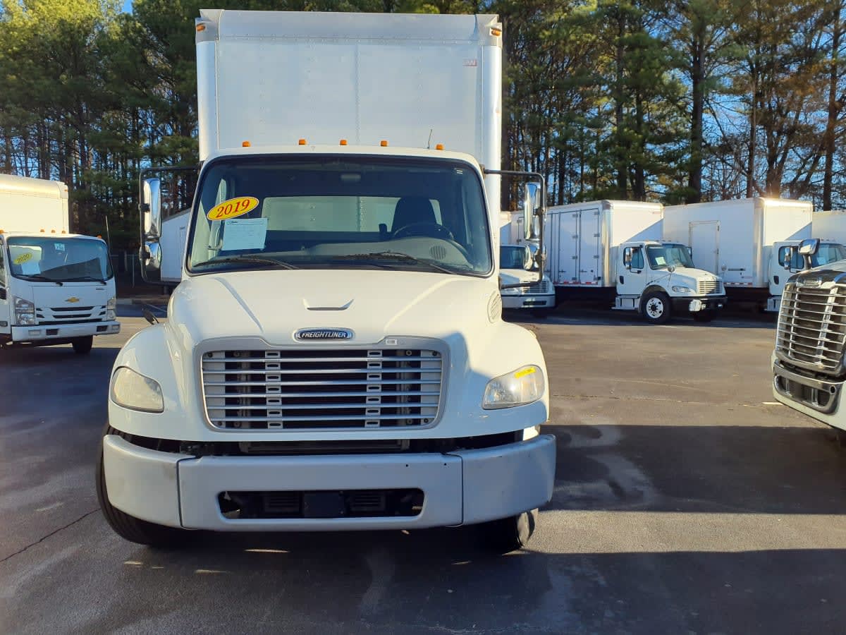2019 Freightliner/Mercedes M2 106 870936