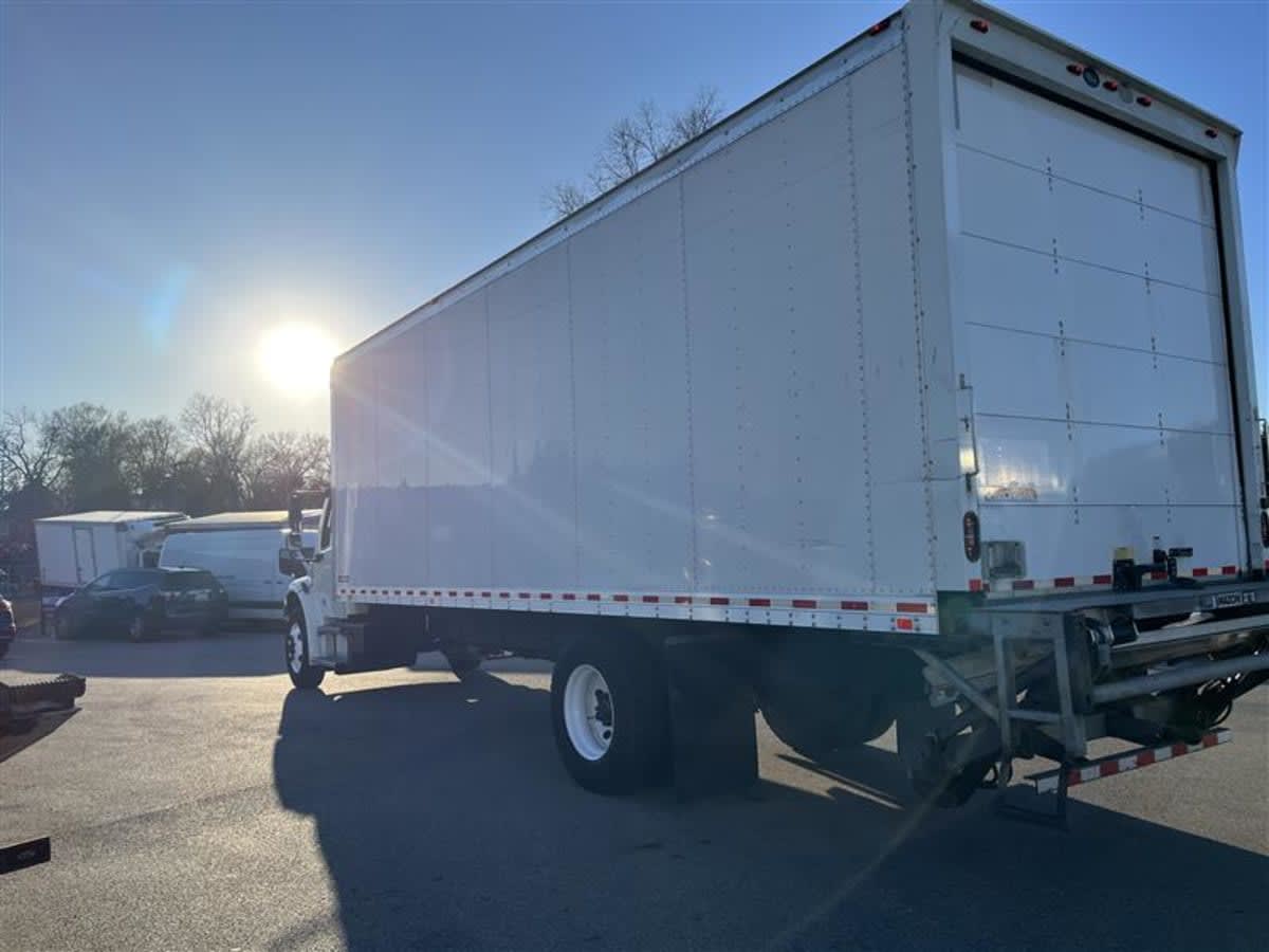 2019 Freightliner/Mercedes M2 106 870972