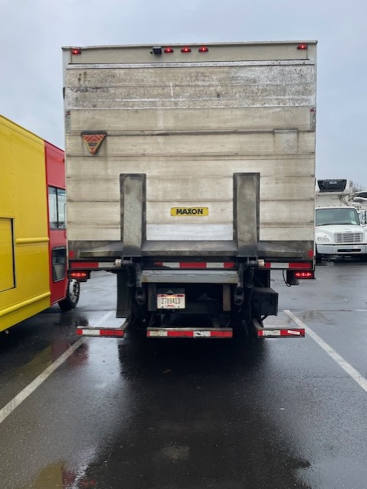 2019 Freightliner/Mercedes M2 106 870975
